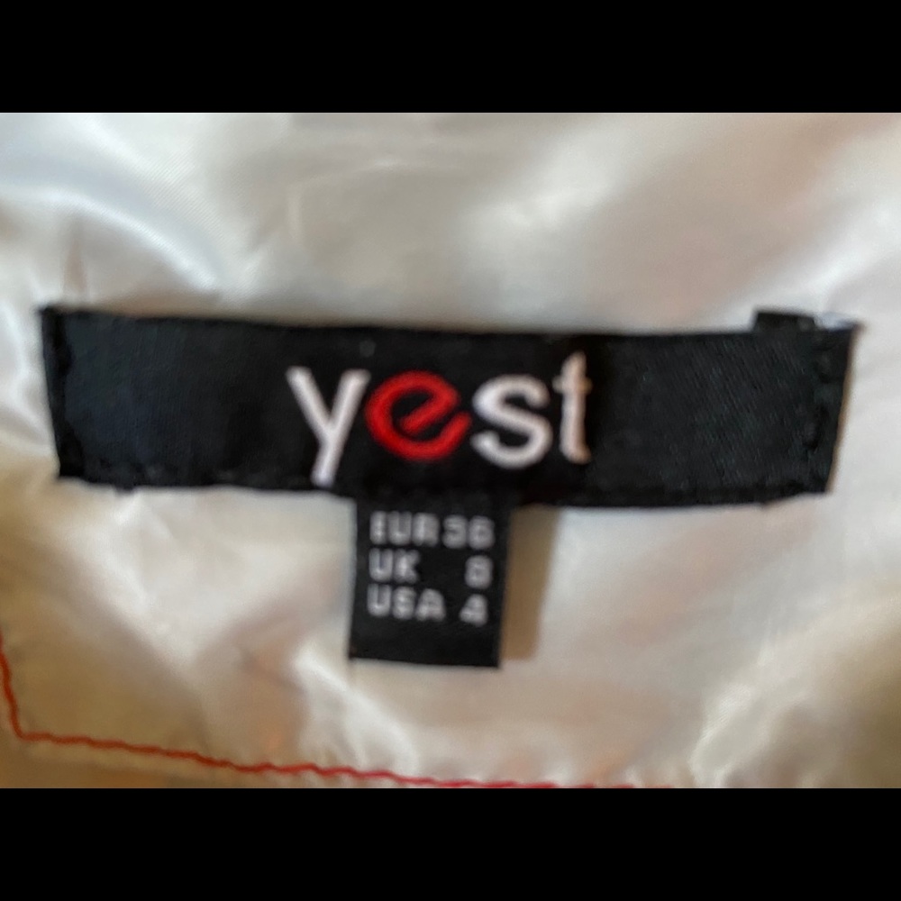 Yest Quilted Puffy Vest - Picture 5 of 6